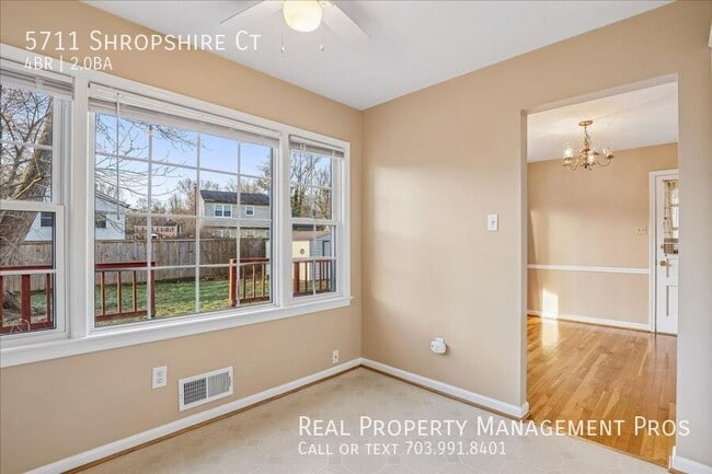 Building Photo - 5711 Shropshire Ct