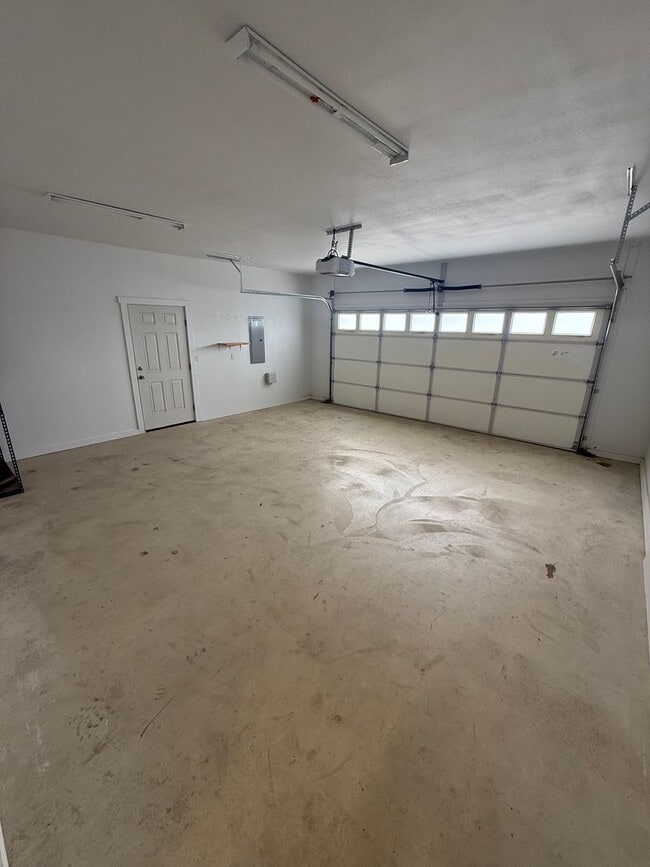 Building Photo - 1154 Nautical Ln