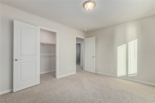 Building Photo - 3812 Corellia Ave