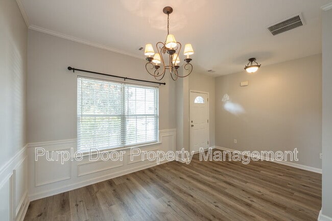 Building Photo - 320 Tuggle Ct