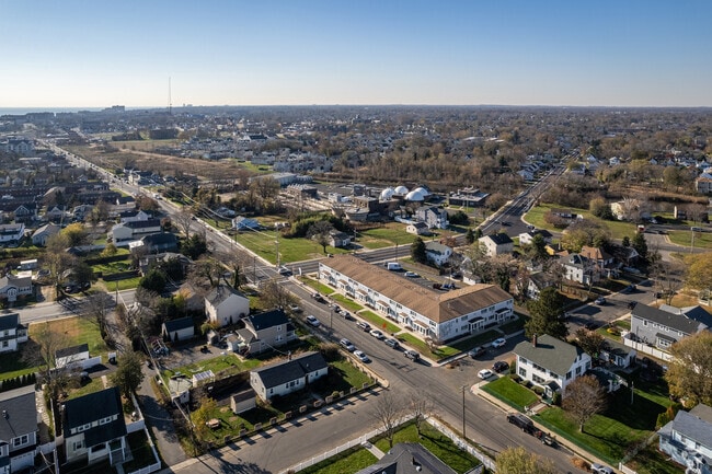 Aerial - Elmwood Gardens
