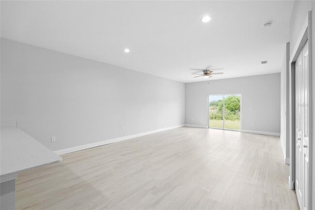 Building Photo - 10026 Cocoa Beach St