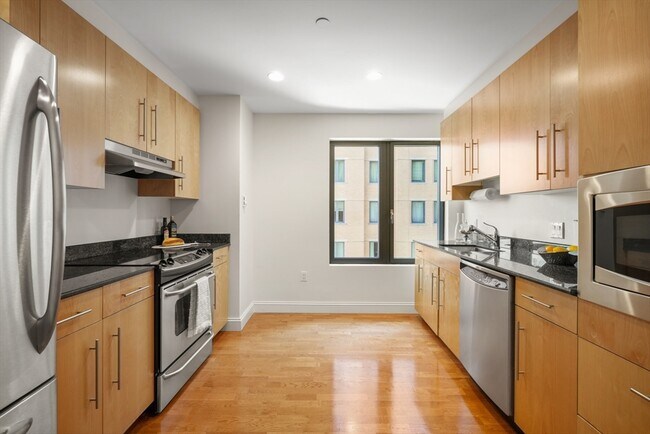 Building Photo - 778 Boylston St