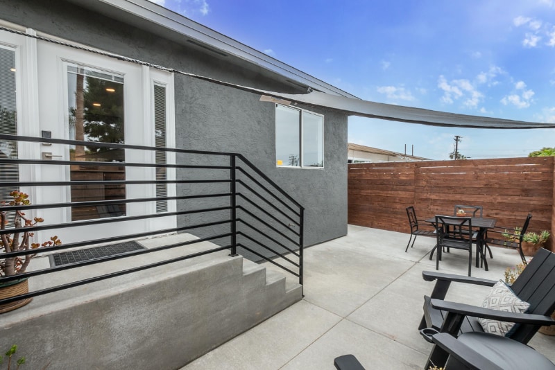 Building Photo - 630 Santa Fe Dr