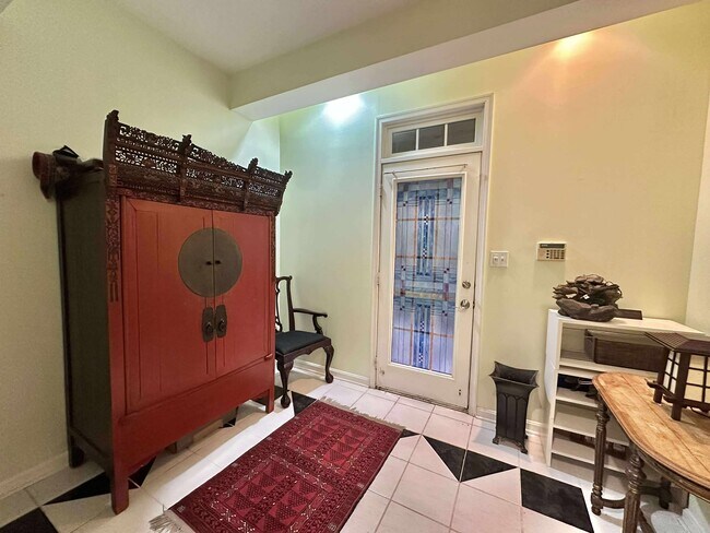 Building Photo - 2403 Shreve Hill Rd