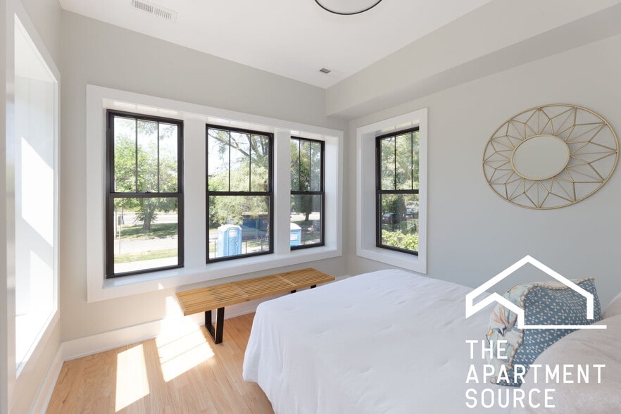 Building Photo - 2535 N Campbell Ave