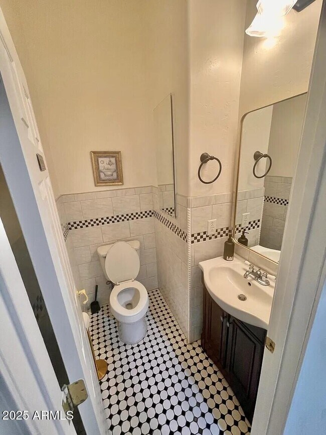 Building Photo - 7786 N 88th Ln