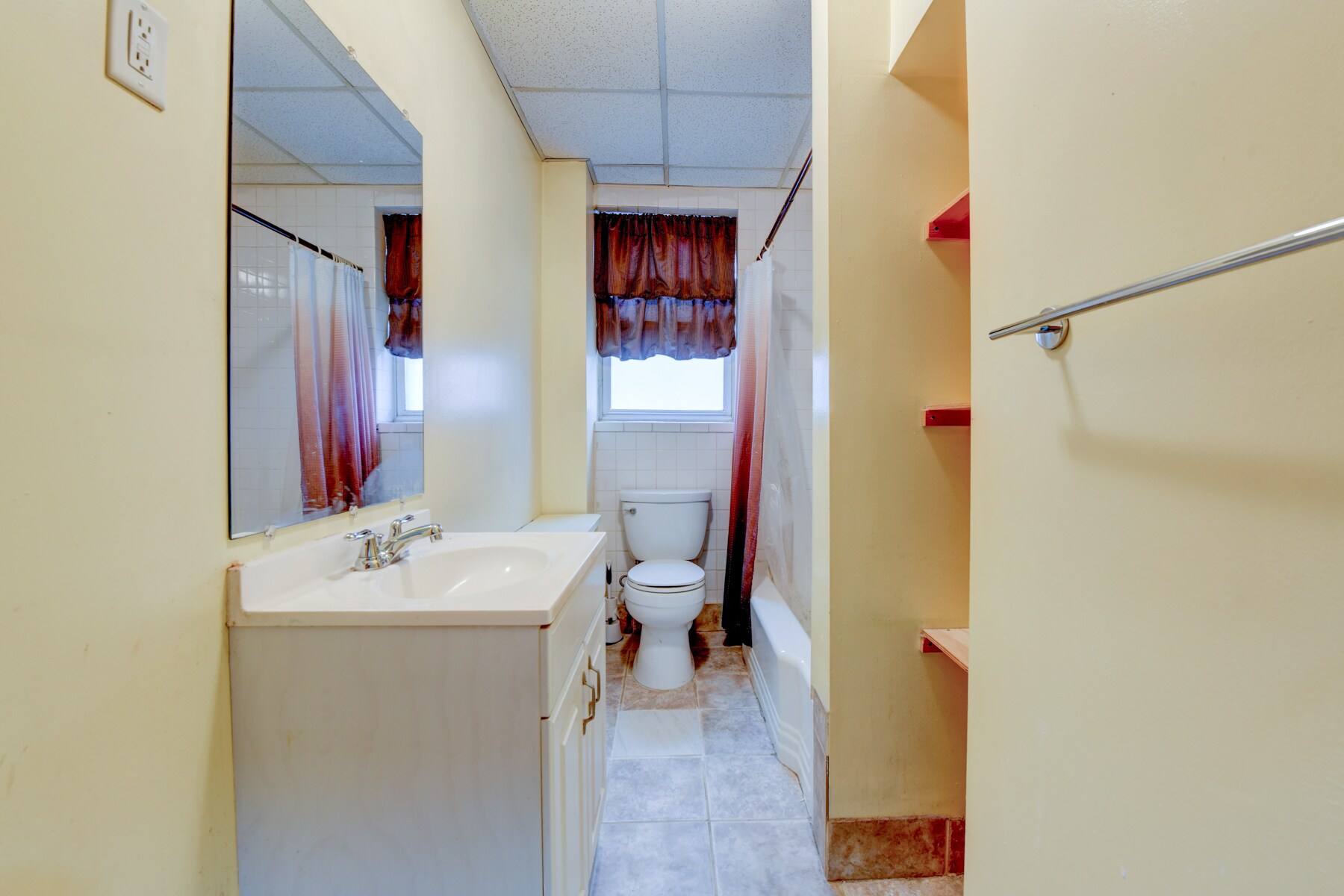 Building Photo - 71 Carmer Ave