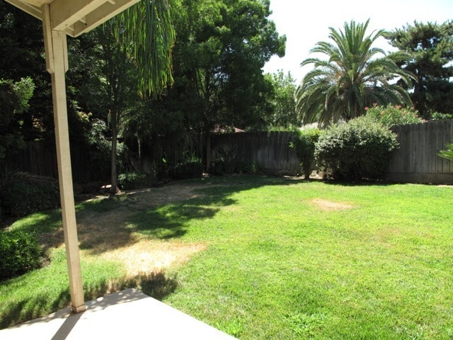 Building Photo - 3/2 Granville in NW Fresno. 3 car garage a...