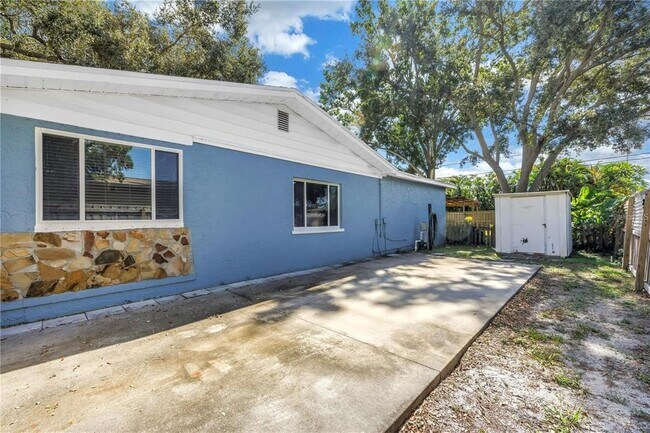 Building Photo - 6144 2nd Ave N