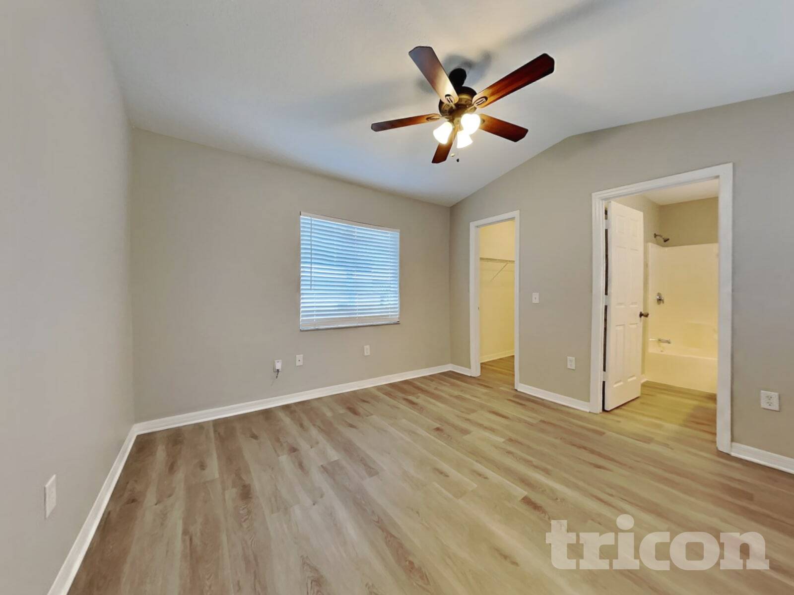 Building Photo - 3411 20th St W