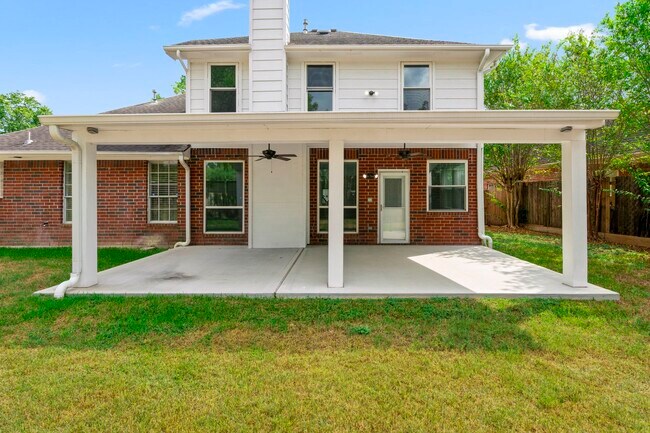 Building Photo - 1505 Hickory Ct