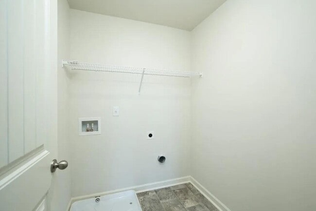 Building Photo - 101 White Cedar Dr