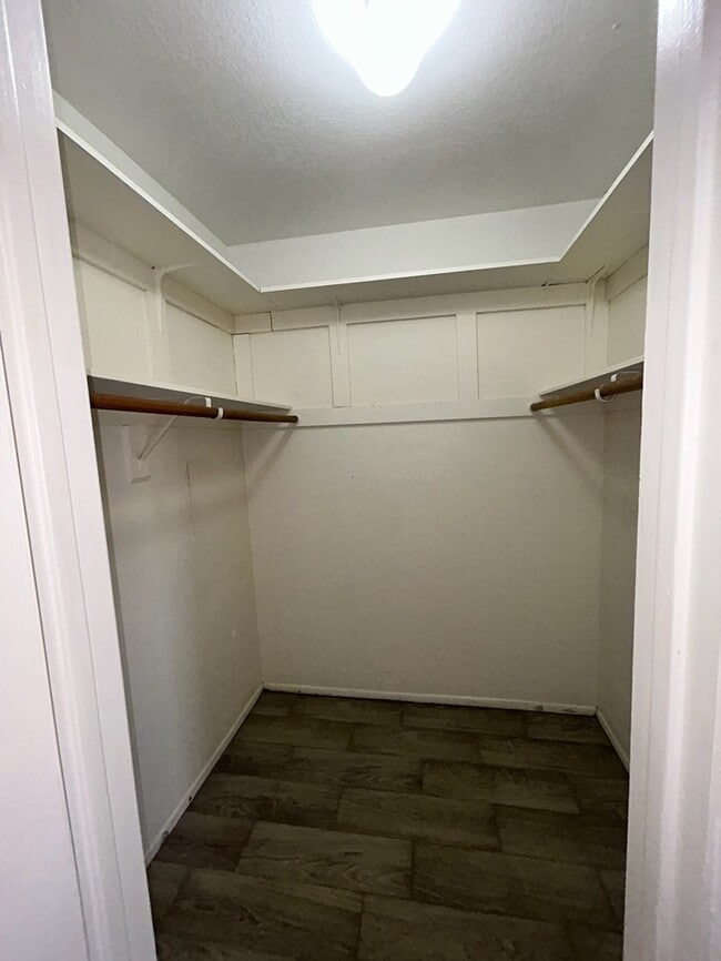 Building Photo - Beautifully Updated 3-Bed, 2-Bath Home in ...