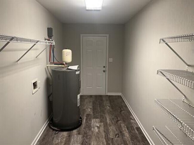 Building Photo - Spacious 3-Bedroom Home in Madison City Schools