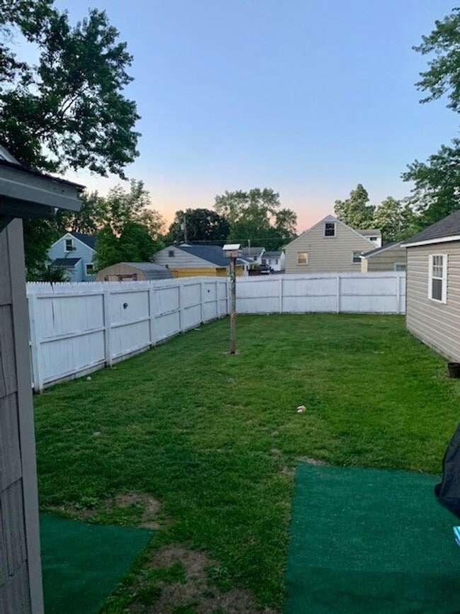 Building Photo - Great Galeville 2 bed bungalow