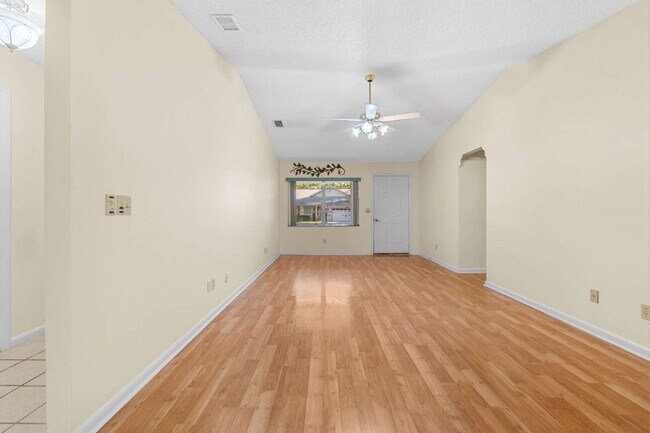 Building Photo - 8851 SW 92nd Pl