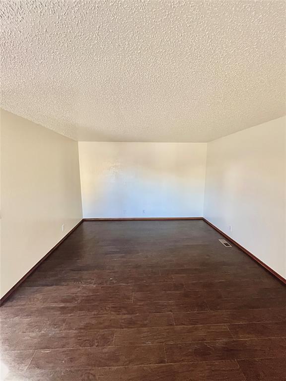 Building Photo - 233 Chalmette Dr