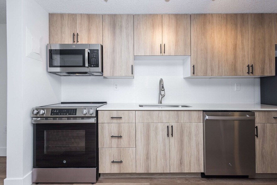 Building Photo - Verra Apartments