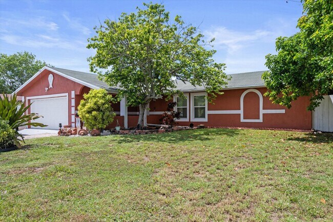 Building Photo - 4928 Marbella Rd N