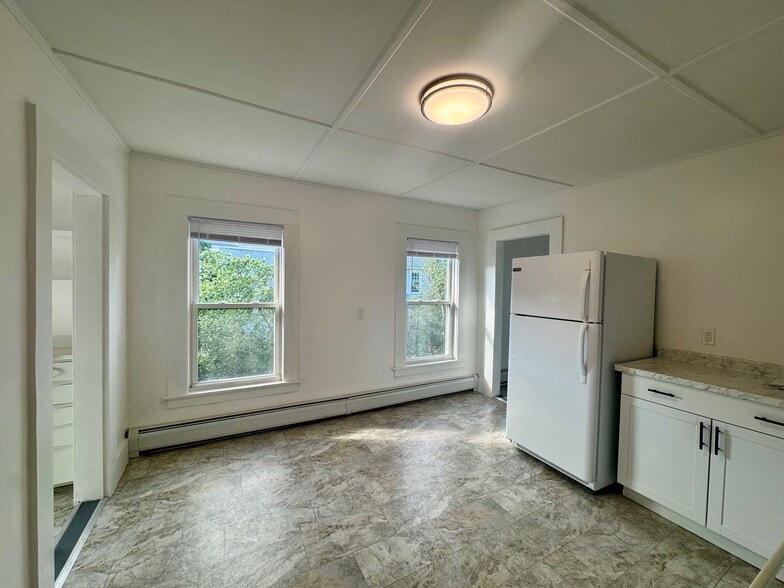 Building Photo - 115 Rumford St