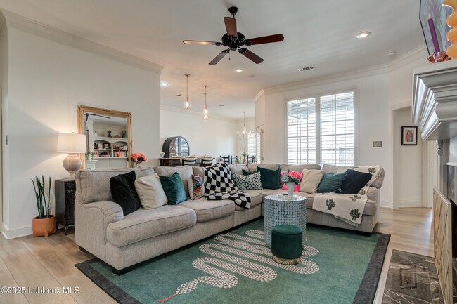 Building Photo - 5512 103rd St