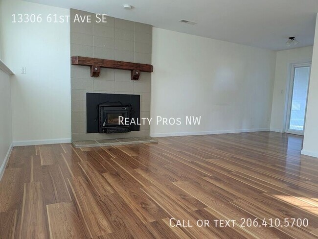 Building Photo - 13306 61st Ave SE