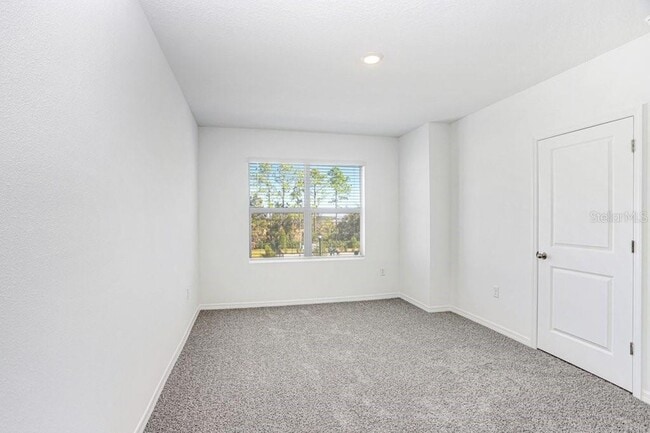 Building Photo - 31298 Paper Birch St