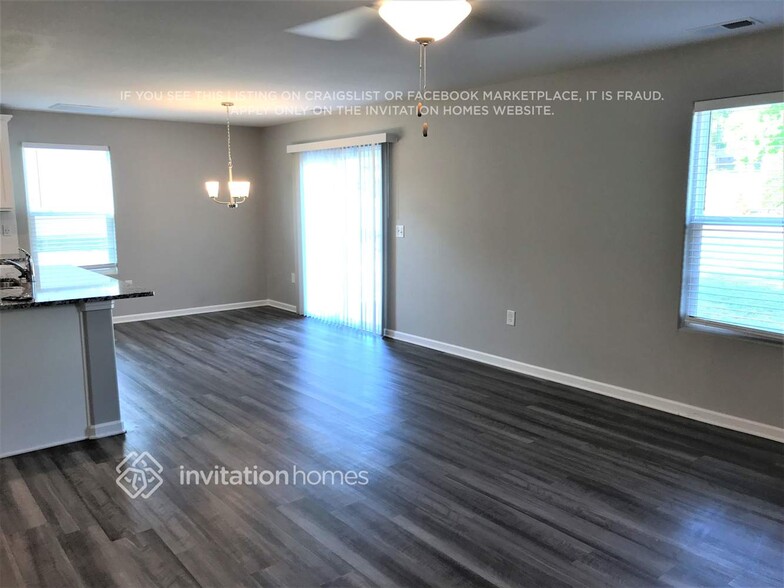 Building Photo - 589 Belcaro Dr