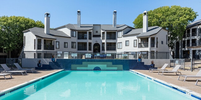 Building Photo - Wind Rush Apartments