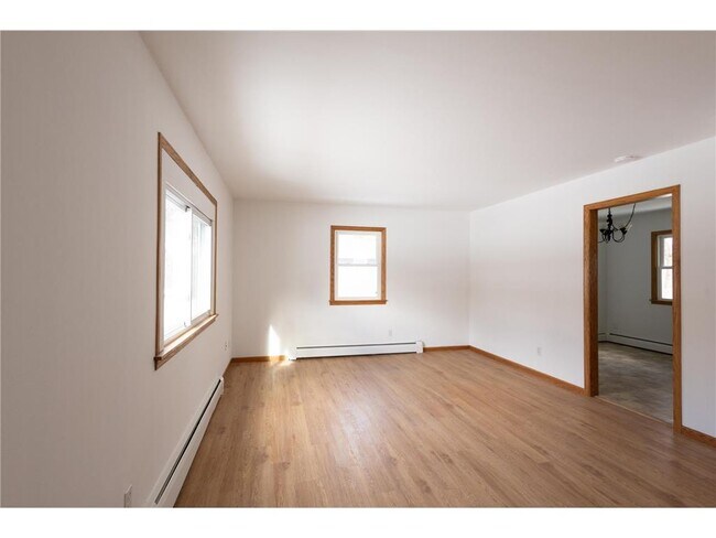 Building Photo - 6412 Xenium Ln N