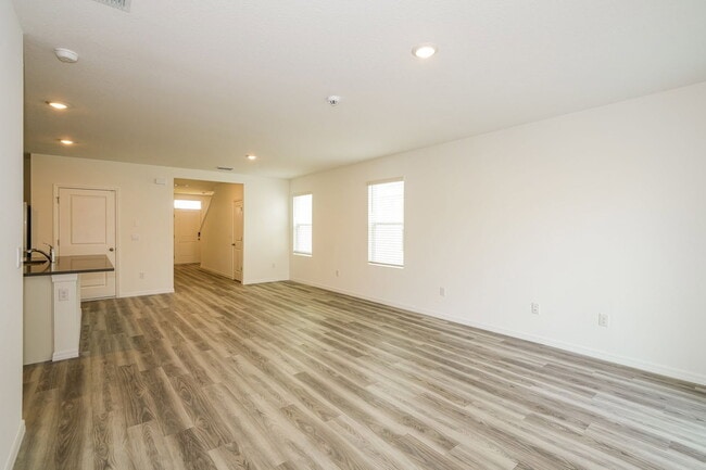 Building Photo - 10583 Gentle Rain Dr