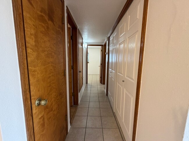 Building Photo - 1307 Rufina Ln