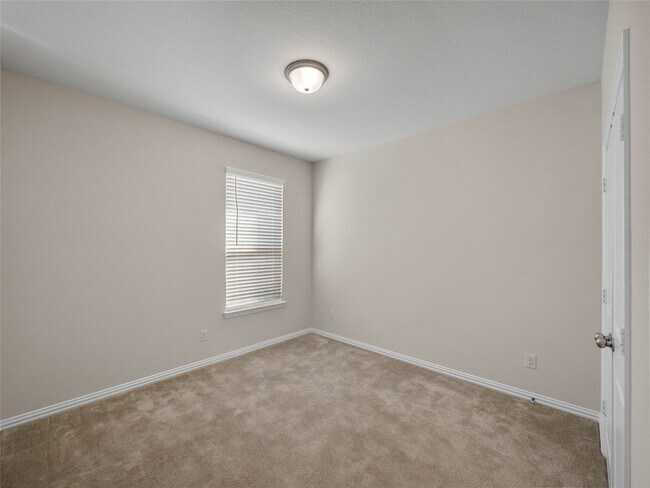 Building Photo - 1260 Sharp St