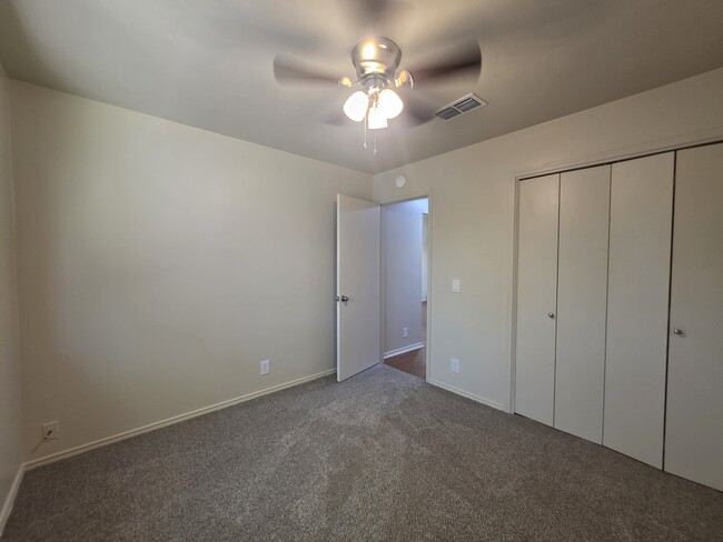 Building Photo - 11602 Maybach Dr