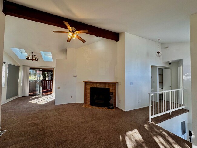 Building Photo - 4BR | 3BA Spacious House with Large Backyard