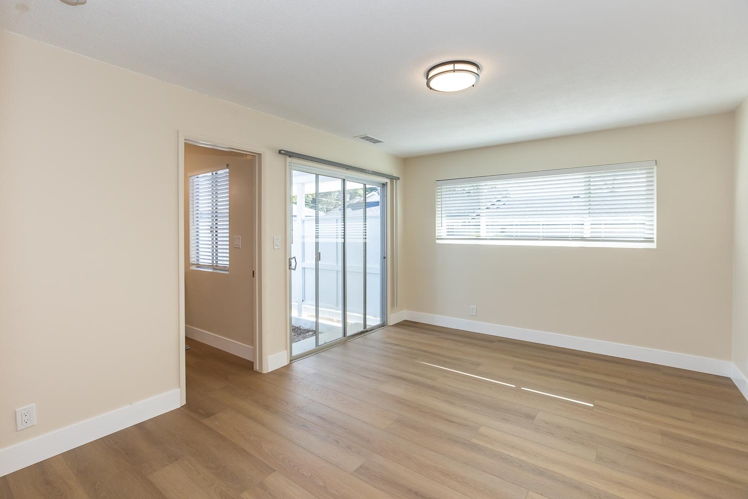 Master Bedroom with slider 2nd entrance - 679 Rancho Dr