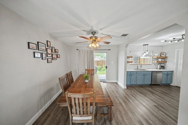 Building Photo - Beautifully Updated Home with Game Room in Villas of Westcreek - Realtor Commission: $500