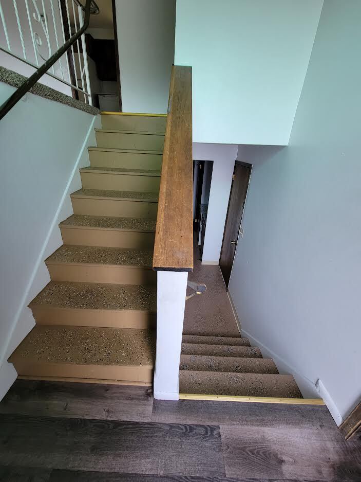 Building Photo - 9917 N Waikiki Rd