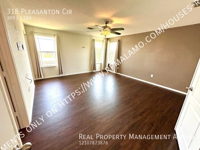 Building Photo - 318 Pleasanton Cir