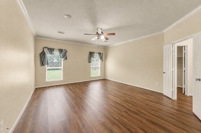 Building Photo - 2414 Falcon Knoll Ln