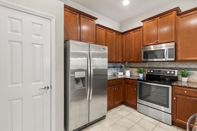 Building Photo - 12223 Pescara Ln