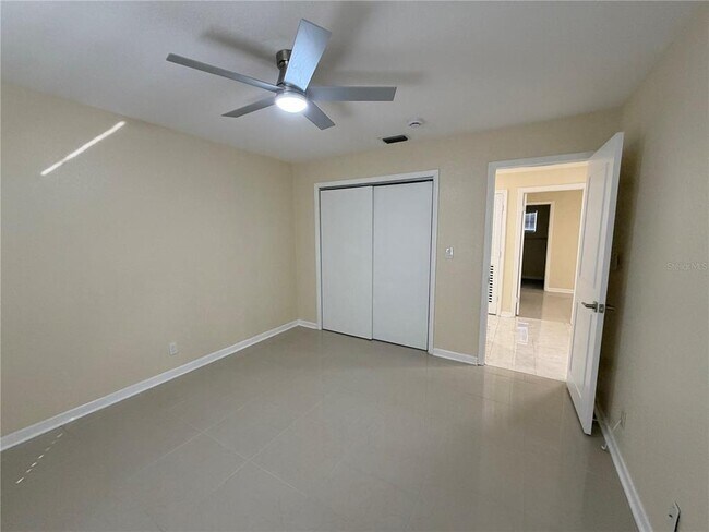 Building Photo - 4518 24th Ave S