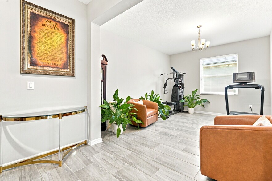 Building Photo - 2996 Foxtail Bnd