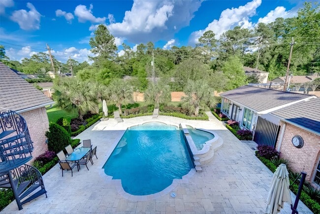 Building Photo - 12445 Memorial Dr