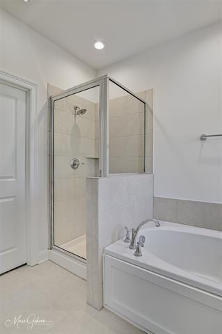 Building Photo - 256 Sedgewick Ave