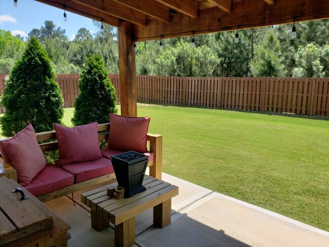 Building Photo - 4639 Southwind Rd