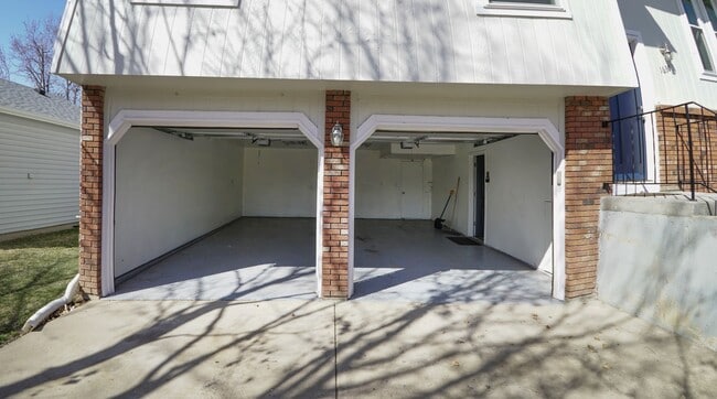 Building Photo - 1630 Hastings Dr