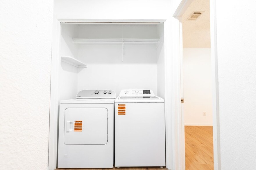 Building Photo - 706 Ramble Ln