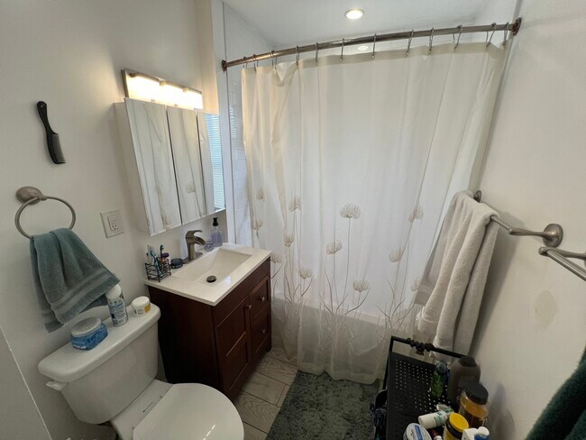 Building Photo - 9A Jay St